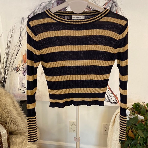 ZARA Knit Crop Sweater size medium - Picture 4 of 10